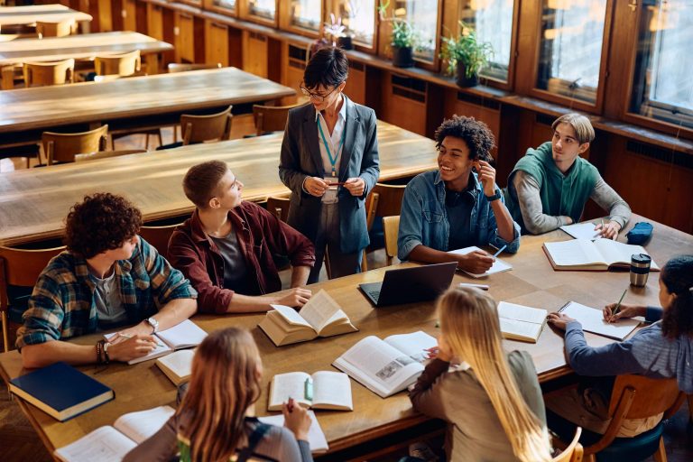 How to Encourage Students and Heighten Class Participation